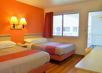 Motel 6 – Santa Nella, on I-5 hotel thumbnail 8