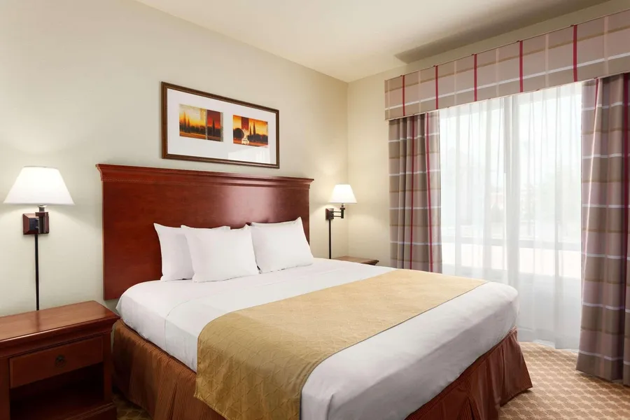 Country Inn & Suites by Radisson, Tifton, GA hotel detail image 6