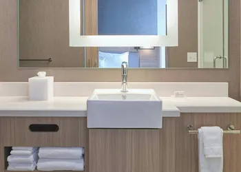 SpringHill Suites by Marriott East Lansing University Area hotel thumbnail 6