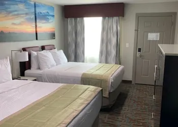 Days Inn by Wyndham Bellville Mansfield hotel thumbnail 2