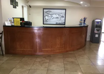 Super 8 by Wyndham Indianapolis/Emerson Ave hotel thumbnail 3