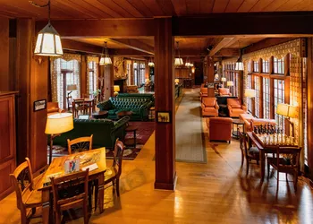 Lake Quinault Lodge hotel thumbnail 2