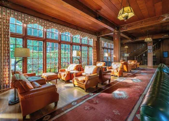 Lake Quinault Lodge hotel thumbnail 4
