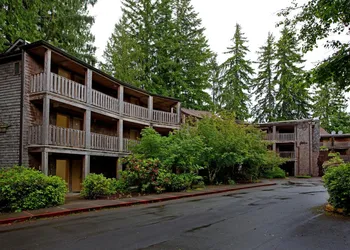 Lake Quinault Lodge hotel thumbnail 5