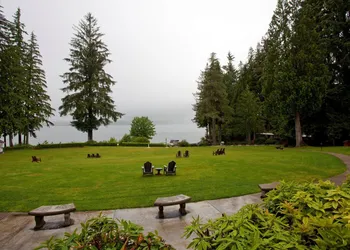 Lake Quinault Lodge hotel thumbnail 7