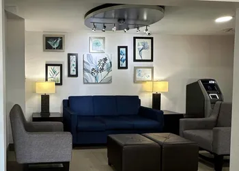 Comfort Inn Dallas Park Central hotel thumbnail 4