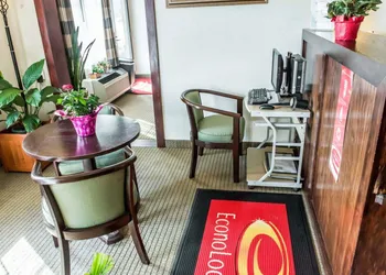 Econo Lodge Monticello hotel thumbnail 3