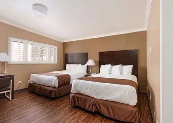 Americas Best Value Inn & Suites Anaheim Convention Center hotel thumbnail 6
