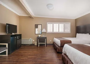 Americas Best Value Inn & Suites Anaheim Convention Center hotel thumbnail 7