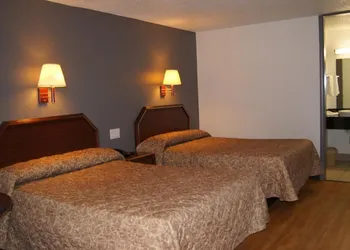 Executive Inn hotel thumbnail 7