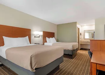 Quality Inn & Suites Morrow Atlanta South hotel thumbnail 7