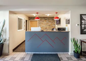 Ramada by Wyndham Cranbrook hotel thumbnail 5