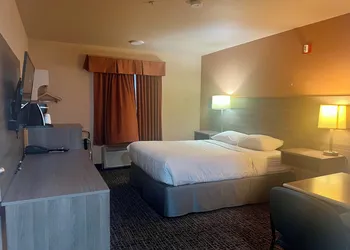 Ramada by Wyndham Cranbrook hotel thumbnail 7