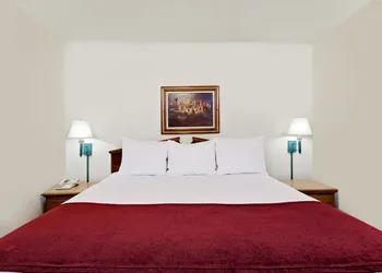 Days Inn by Wyndham San Angelo hotel thumbnail 6