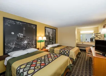 Super 8 by Wyndham Indianapolis/Southport Rd hotel thumbnail 4
