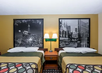 Super 8 by Wyndham Indianapolis/Southport Rd hotel thumbnail 5