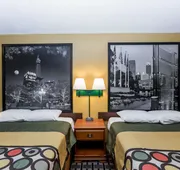 Super 8 by Wyndham Indianapolis/Southport Rd hotel detail image 5