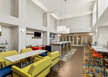 Hampton Inn & Suites Corpus Christi I-37 - Navigation Blvd hotel thumbnail 2