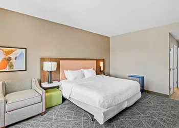 Hampton Inn & Suites Corpus Christi I-37 - Navigation Blvd hotel thumbnail 7