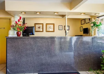 Econo Lodge Somers Point hotel thumbnail 2