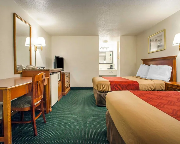 Econo Lodge Somers Point hotel detail image 6