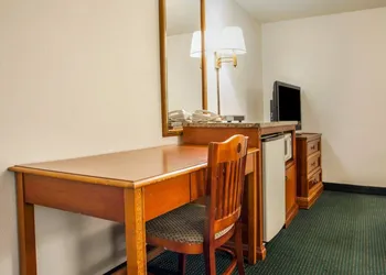 Econo Lodge Somers Point hotel thumbnail 8