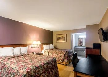 Rodeway Inn Arlington Entertainment District Area hotel thumbnail 7