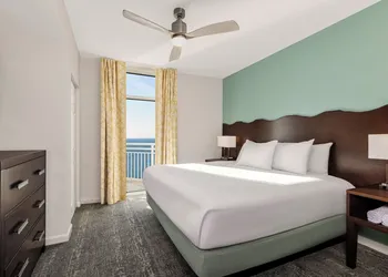 Club Wyndham Ocean Boulevard hotel thumbnail 4