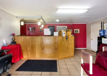 Malone Inn hotel thumbnail 3