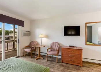 Malone Inn hotel thumbnail 6