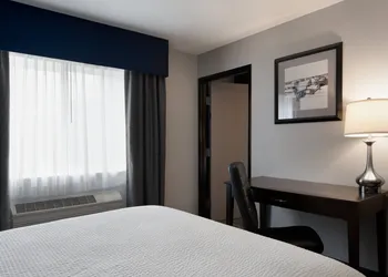 Garner Auburn - Seattle by IHG hotel thumbnail 4