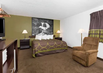 Super 8 by Wyndham Missoula/Brooks Street hotel thumbnail 8