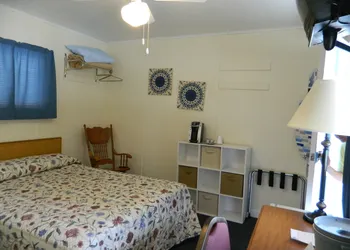 Belle Isle Motel hotel thumbnail 5