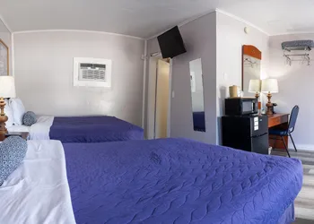 Belle Isle Motel hotel thumbnail 8