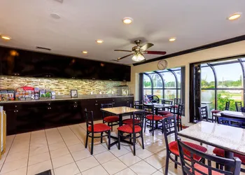 Budget Host Inn hotel thumbnail 4