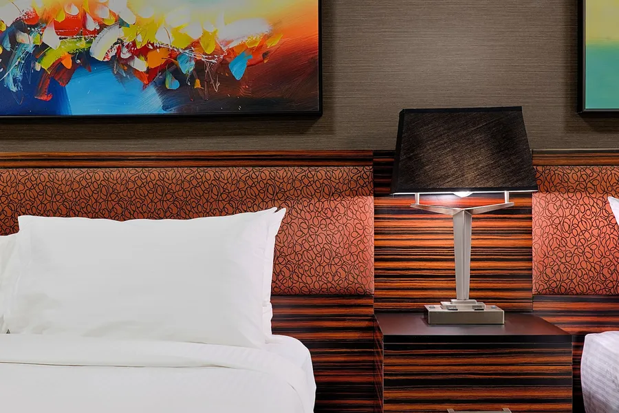 Hotel Clique Calgary Airport hotel detail image 6