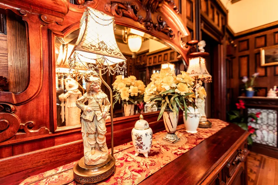 Amethyst Inn at Regents Park hotel detail image 2