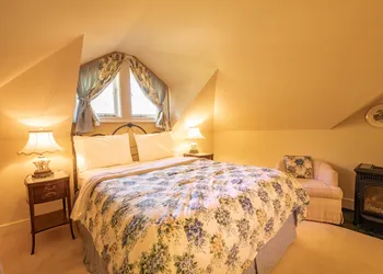 Amethyst Inn at Regents Park hotel thumbnail 5
