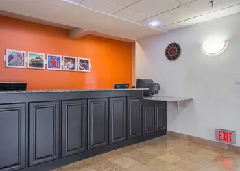 Motel 6 Dallas - Irving DFW Airport South hotel thumbnail 4