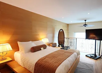 The One Boutique Hotel hotel thumbnail 8