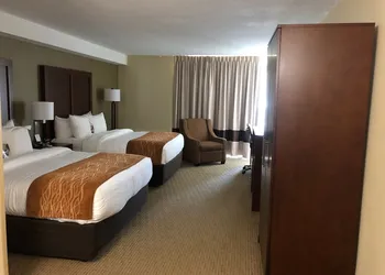 Comfort Inn & Suites near Danville Mall hotel thumbnail 5