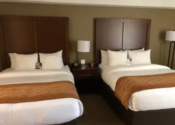 Comfort Inn & Suites near Danville Mall hotel thumbnail 7