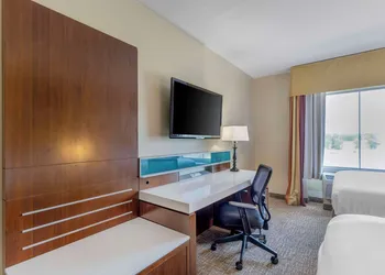 Comfort Suites Knoxville East hotel thumbnail 8
