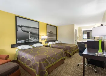 Super 8 by Wyndham Florence hotel thumbnail 6