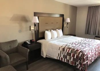 Red Roof Inn Greenville, NC hotel thumbnail 4