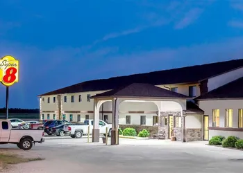 Western Inn & Suites hotel thumbnail 6