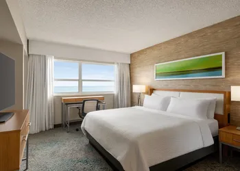 Holiday Inn Miami Beach - Oceanfront by IHG hotel thumbnail 7