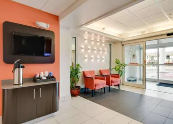 Motel 6 Montgomery, AL - Airport hotel thumbnail 5