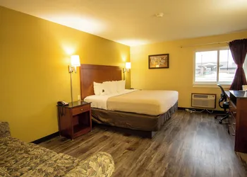Coratel Inn & Suites By Jasper River Falls hotel thumbnail 4