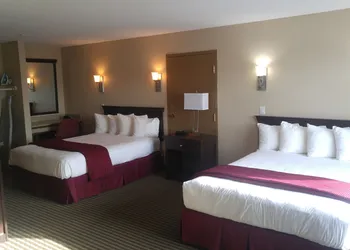 Ramada by Wyndham Abbotsford hotel thumbnail 4